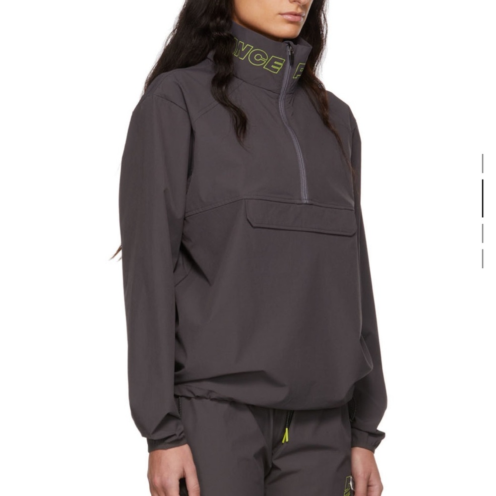 NWT Praise Endurance Grey Tucson Jacket. Size Small